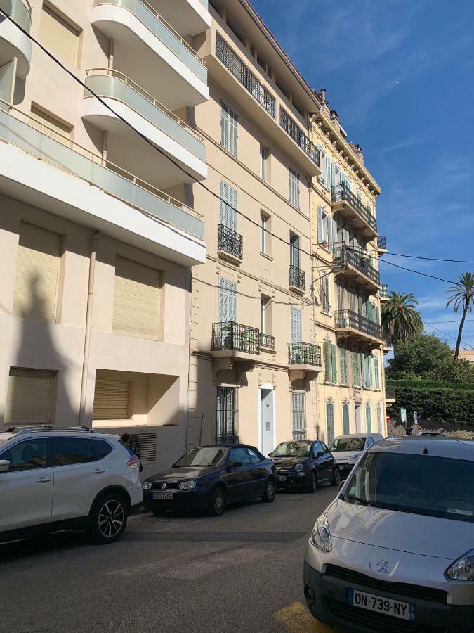 7e Art 2 Pieces 3 Etoiles Calme Plein Centre 5mn Plages Et Palais Apartment Cannes