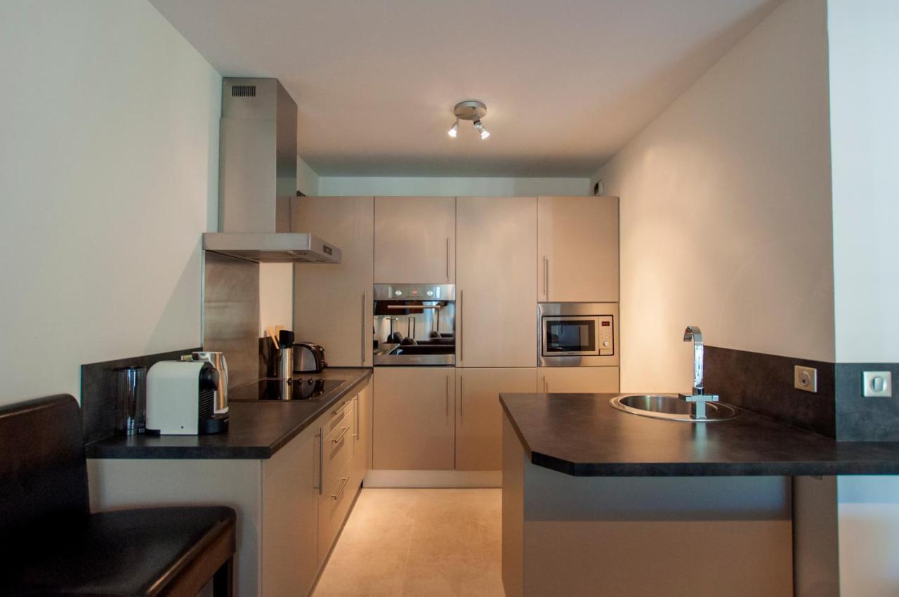 Carlton Riviera *