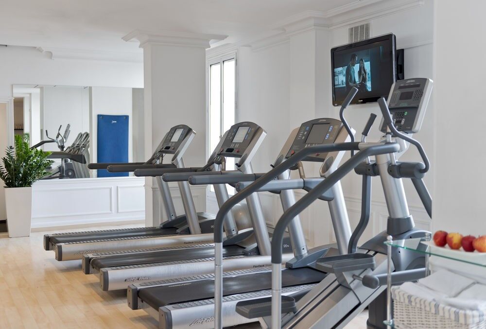 Carlton Cannes, A Regent 5*