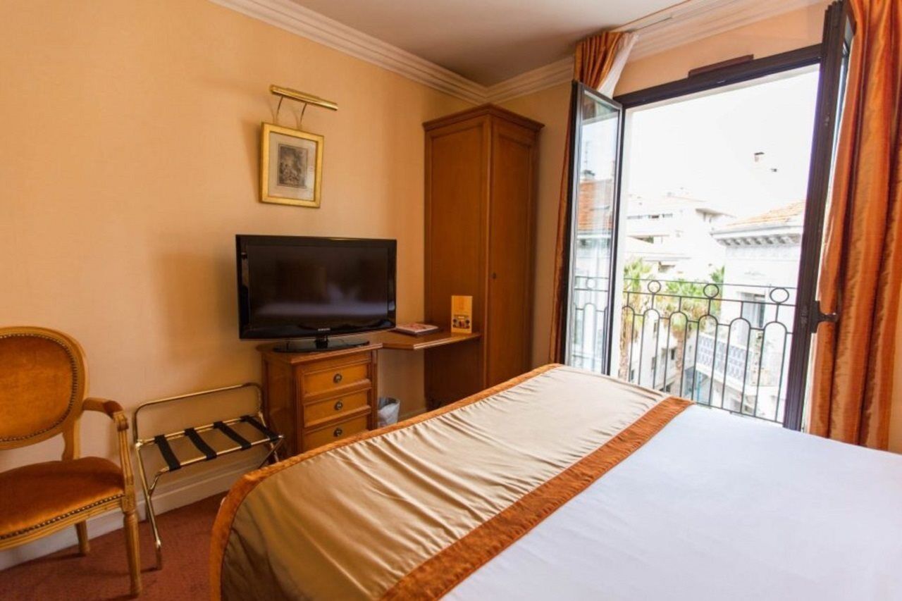 Sun Riviera 4*