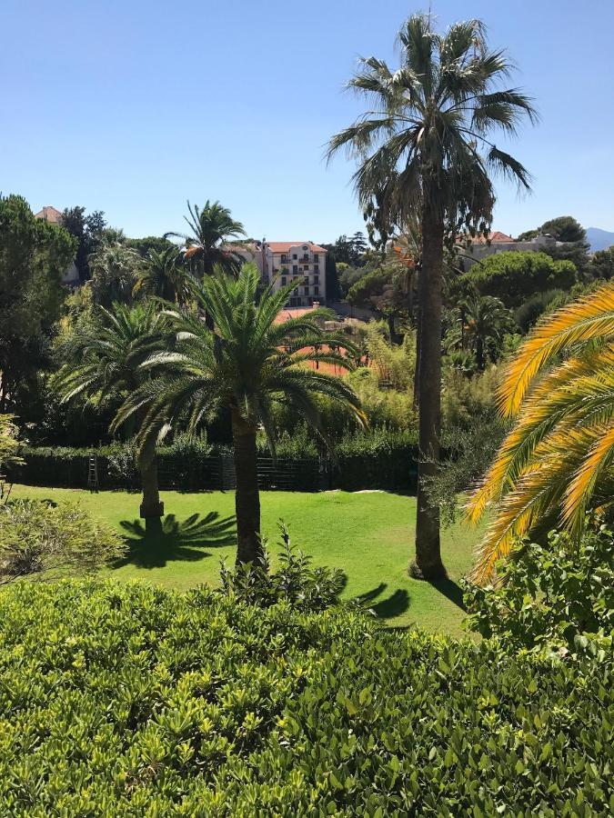 Tres Beau T2 Dans Parc Montfleury ,proche Centre ,au Calme 44 Bd Montfleury Cannes