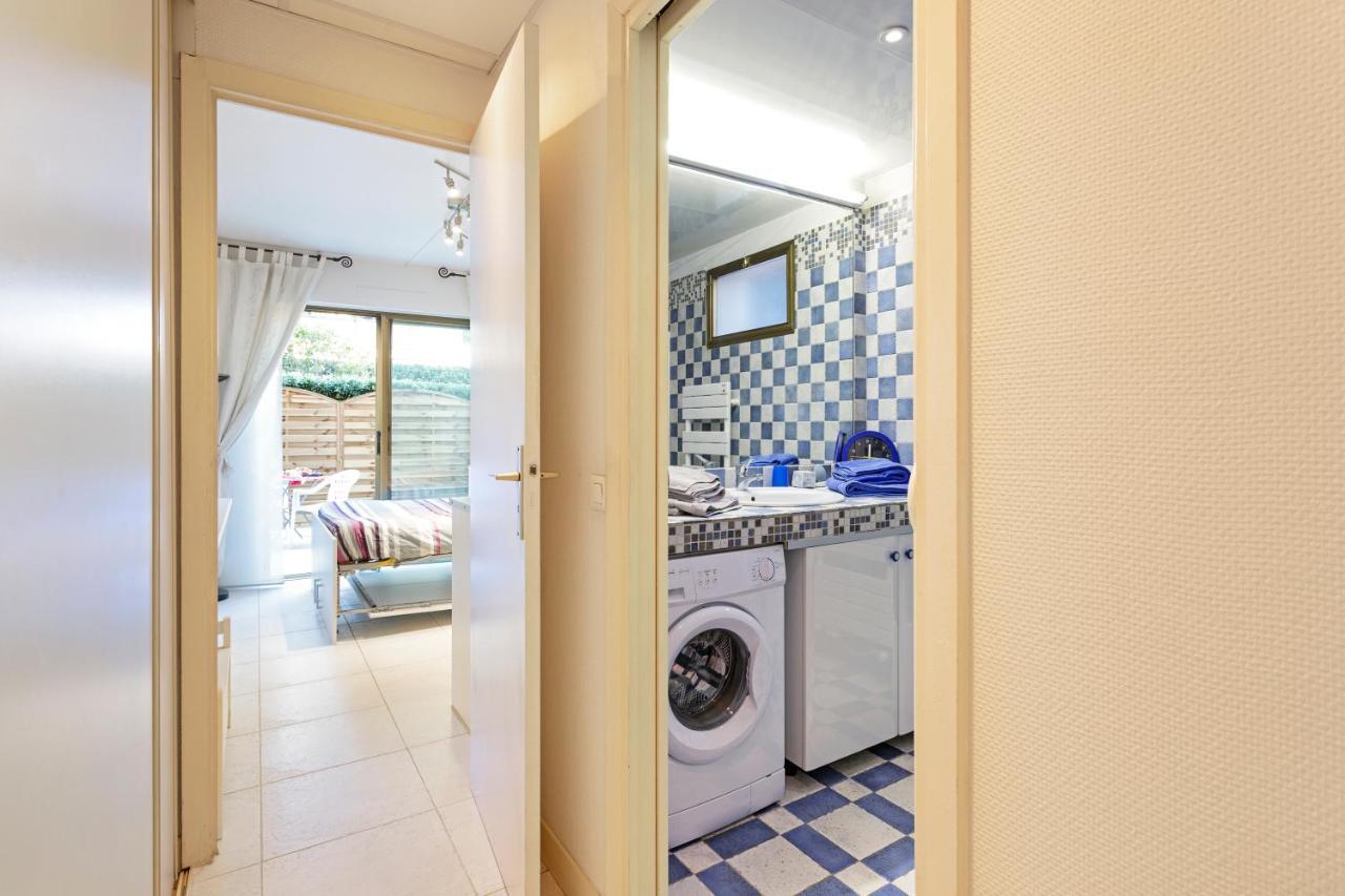 Eden Park Apartment