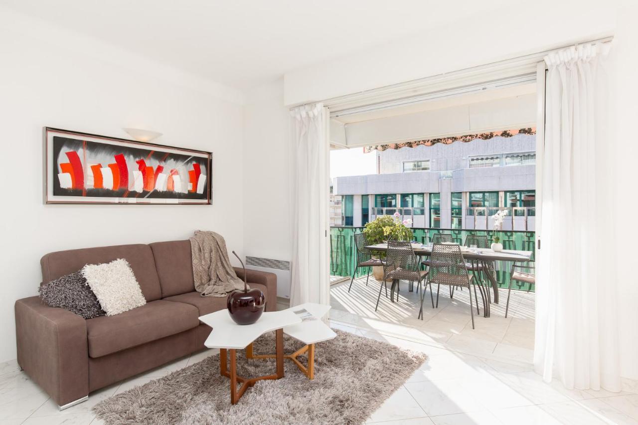 Mariott Area: Sunny 2 Beds /2 Baths Apartment