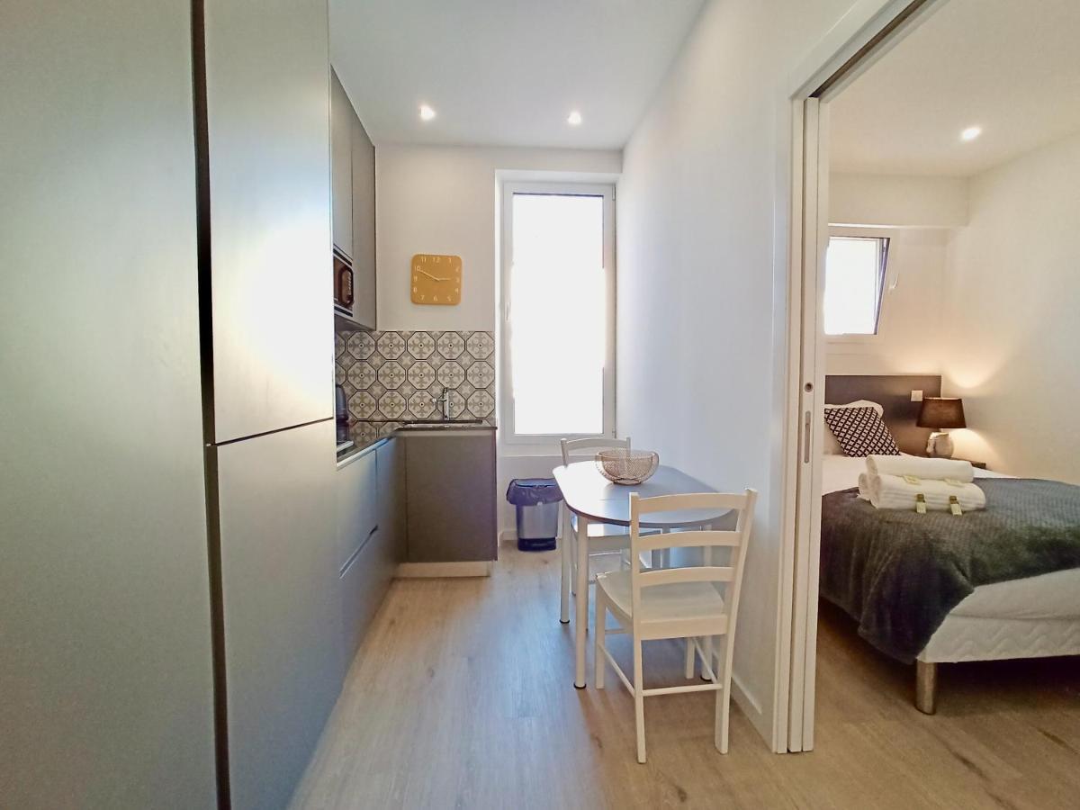 Viva Riviera Brand New 1 Bedroom Close Croisette