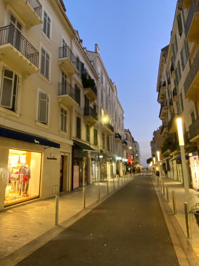 Holiday * Cannes