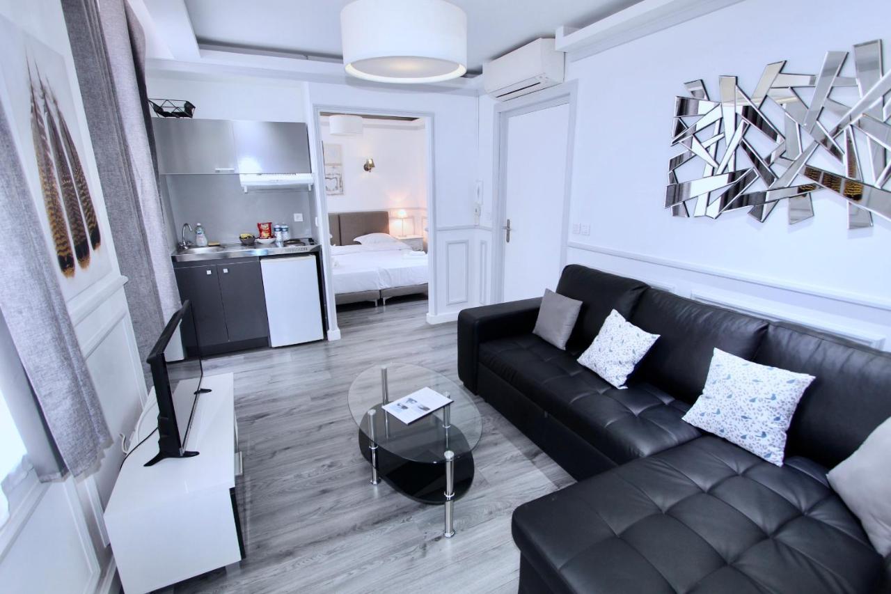 Luxury Aparthotel 2*