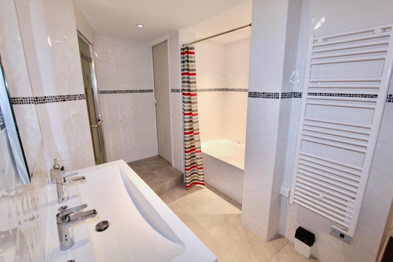 Luxury Aparthotel 2*