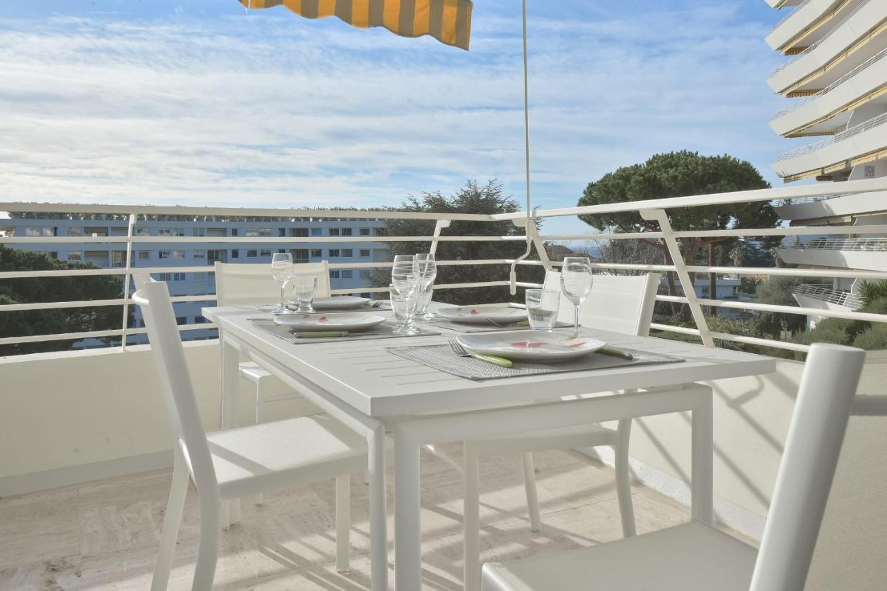 Apartment Prestigious With Terrace And Pool