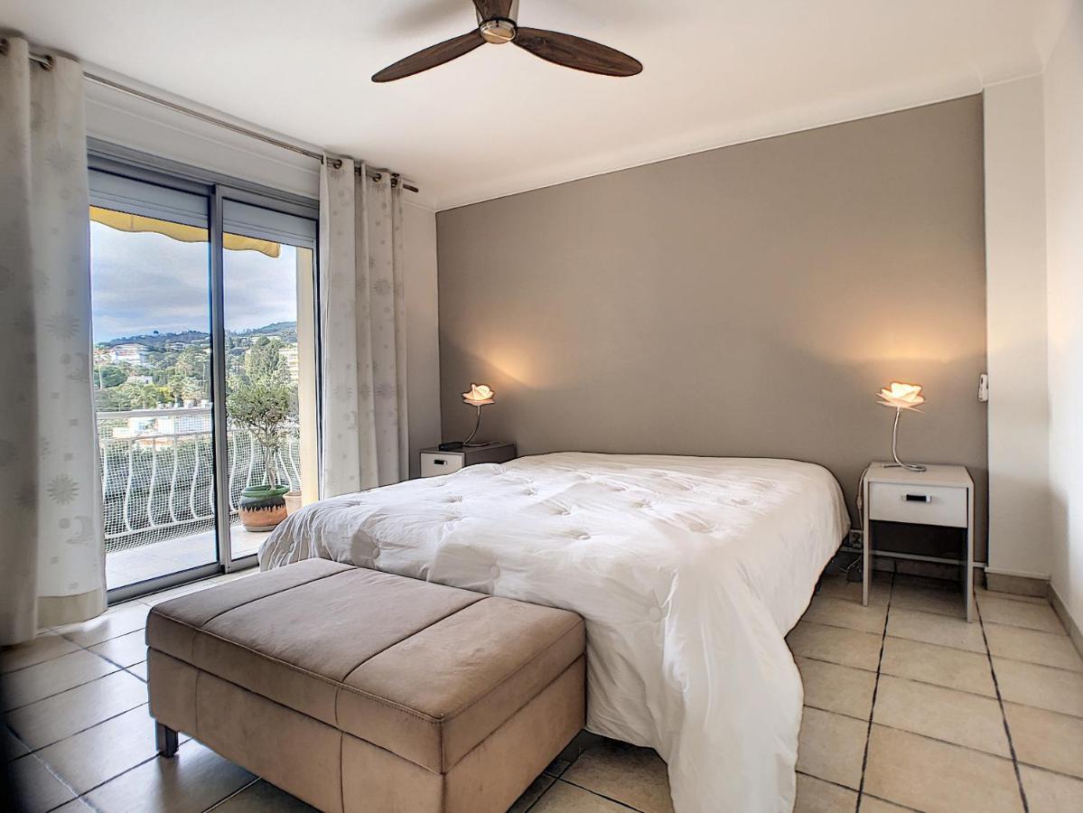 Apartment Sea View *