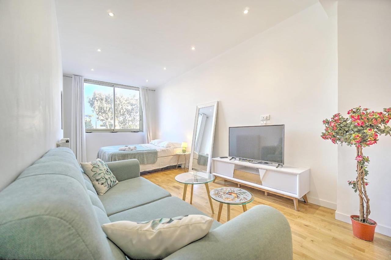 Heart Of Town Cozy Bright Warm & Sunny By Olam * Cannes