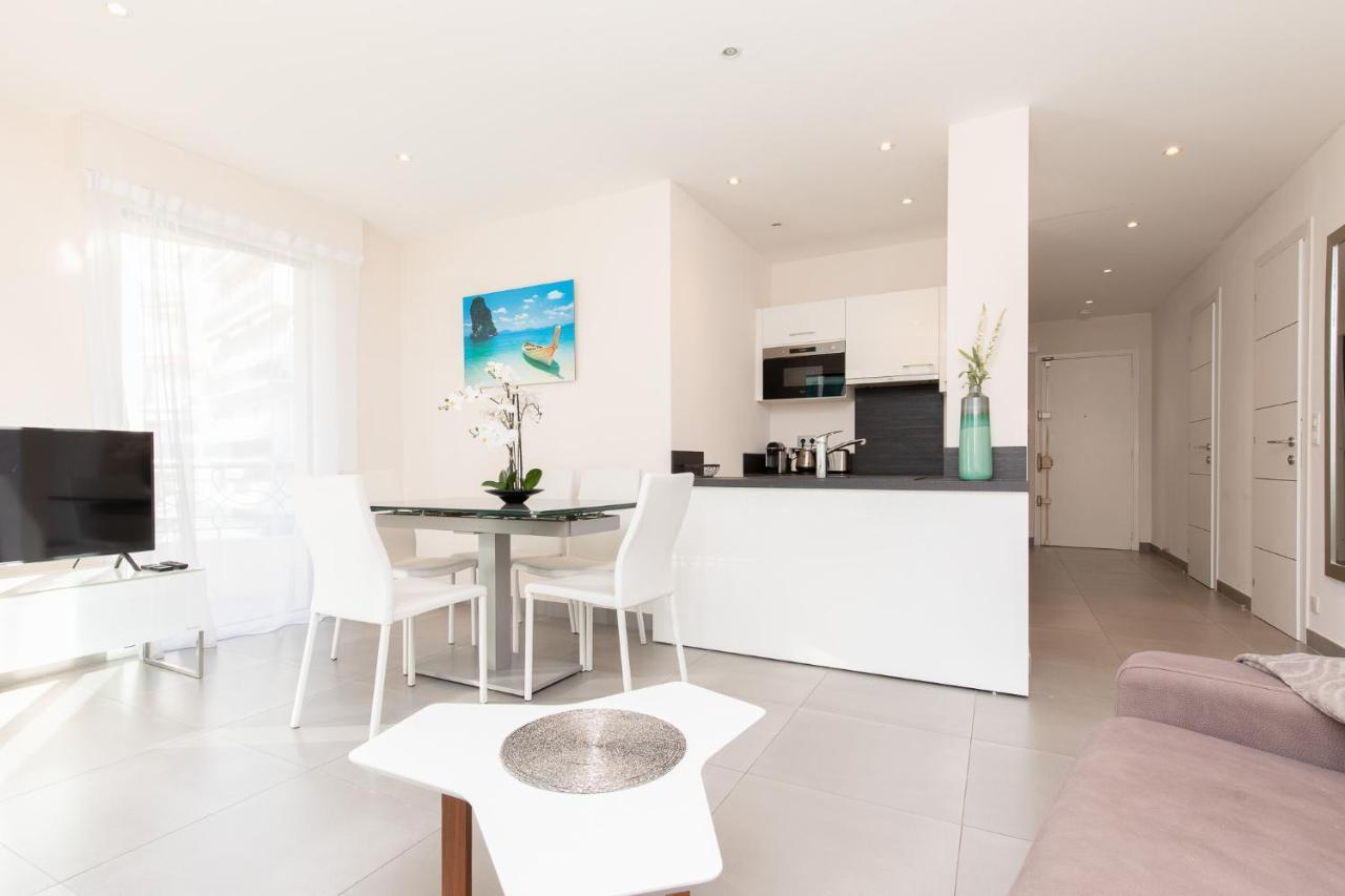 Apartment Marriott : 2 Beds/2 Baths Sea View