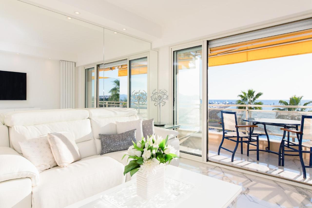 On La Croisette: New 2 Bedrooms With Sea View * Cannes