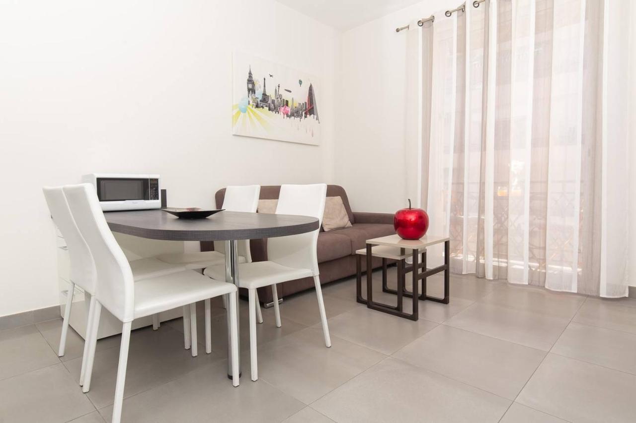 Palais Miramar: 1 Bed Side Sea View Apartment
