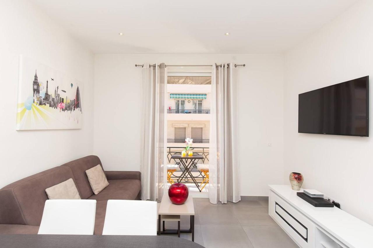 Palais Miramar: 1 Bed Side Sea View * Cannes