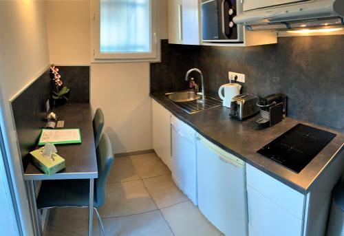 Etoile Apartment