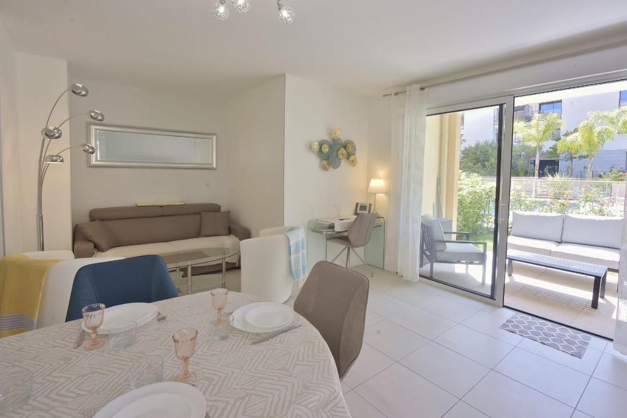 Apartment Palm - Swimming Pool - At Few Steps