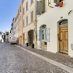 Charming 1BR in Le Suquet