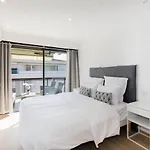 Carlton Area Xxl Luxe 1 Bed With Large Terrace
