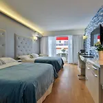 Hotel Le Fouquet\'s