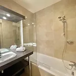 Vieux Port One Bedroom Apartment A08