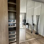 Appartement A Cannes 2 Pieces, Grande Terrasse, Vue Parc Au Calme