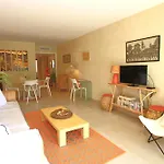 Apartement Renove 2 Chambres Au Palm Beach