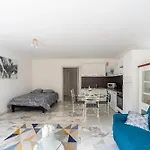 Grand Studio Centre-Ville Cannes Apercu Mer