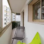 Studio Lumineux Avec Apercu Mer Pointe Croisette