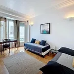 One Bedroom Apartment Steps Away From La Croisette And Palais