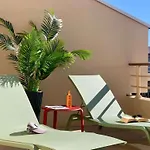 Ibis Cannes Plage La Bocca