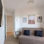 Le Cannes Beach 496