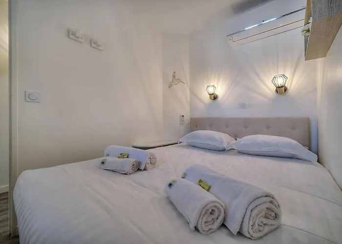 Immogroom - 2 Rooms Sea View - Renovated - Swimming Pool - Parking - Ac