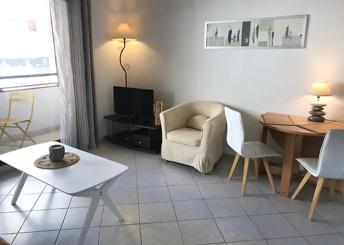 Studio W/ Balcony Ideal For Congress & Holidays