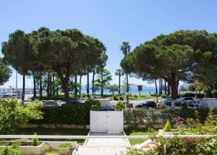 Superbe Appartement Vue Mer Pointe Croisette