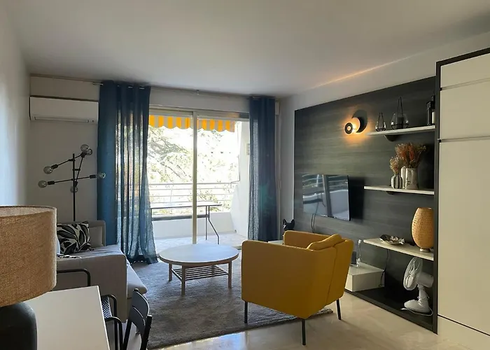C012-Appartement Confortable Avec Piscine, Tennis Et Grand Parc