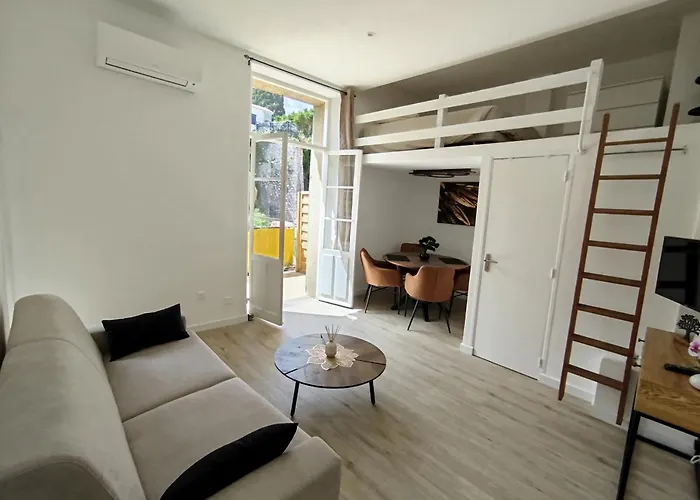 Studio Mezzanine