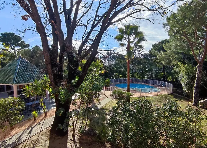 Kyriad Cannes - Mandelieu
