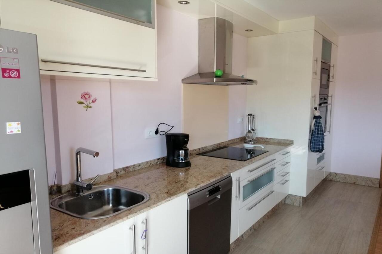 Beautifully Decorated Two Bedroom In The Heart Of Five Minutes Walk From Palais 409 Cannes
