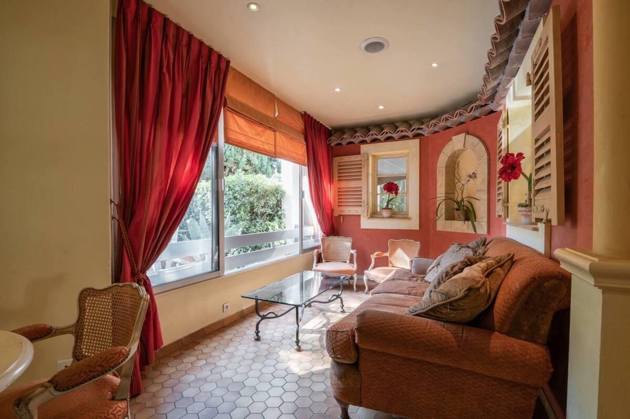 Hotel Kyriad Cannes - Mandelieu Cannes