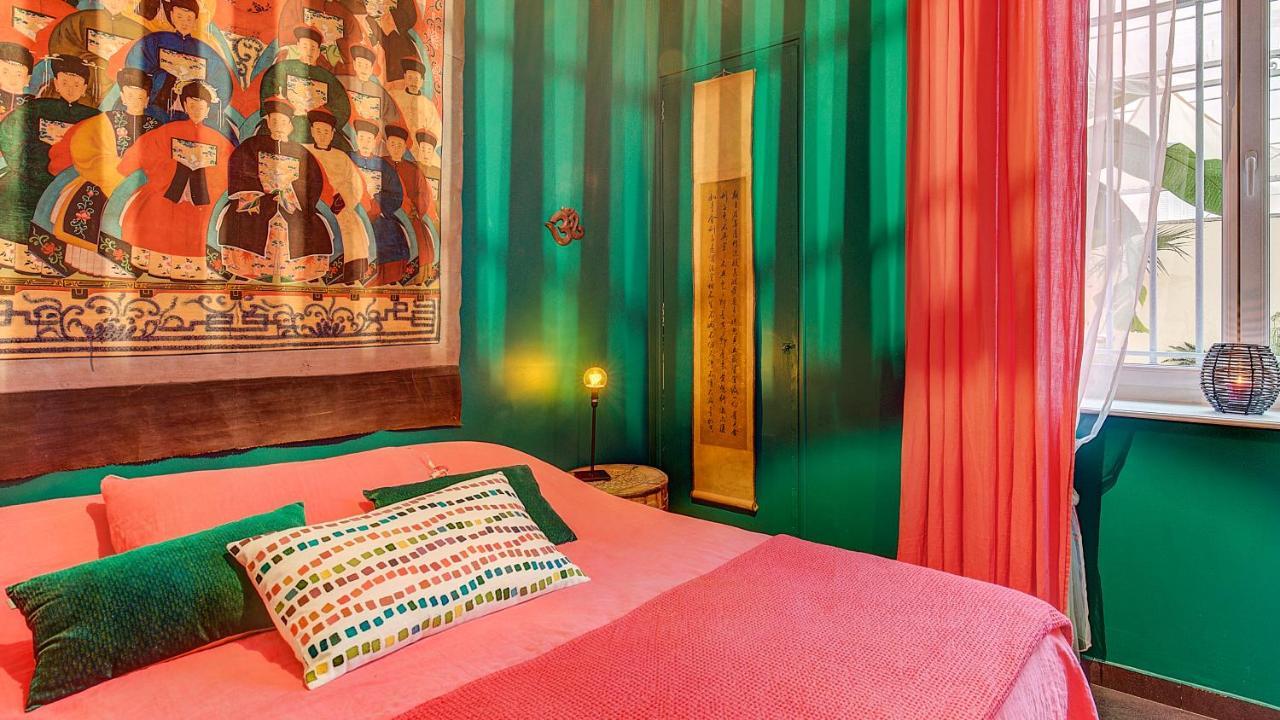 Apartment Cocoon In *****