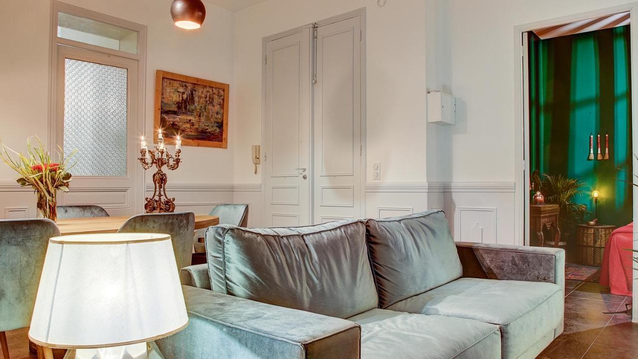 Apartment Cocoon In *****