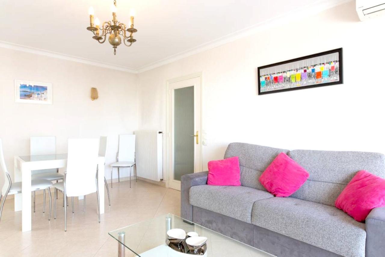 Appartement Moderne A Cannes Avec Balcon Et Vue Sur La Ville 55 M²