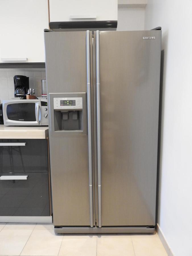 First Floor 15 Rue Notre Dame With Vast Terrace * Cannes