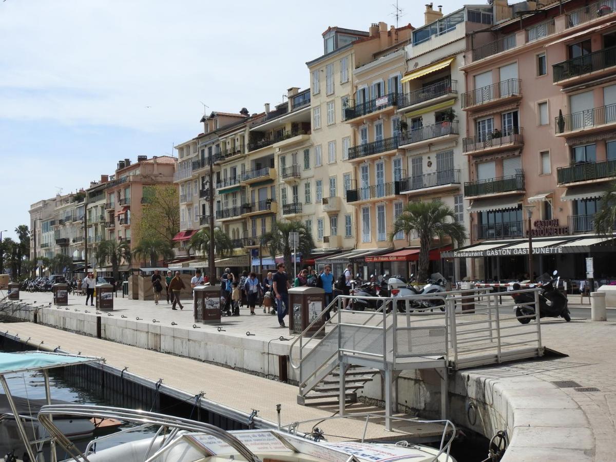 First Floor 15 Rue Notre Dame With Vast Terrace Appartement Cannes