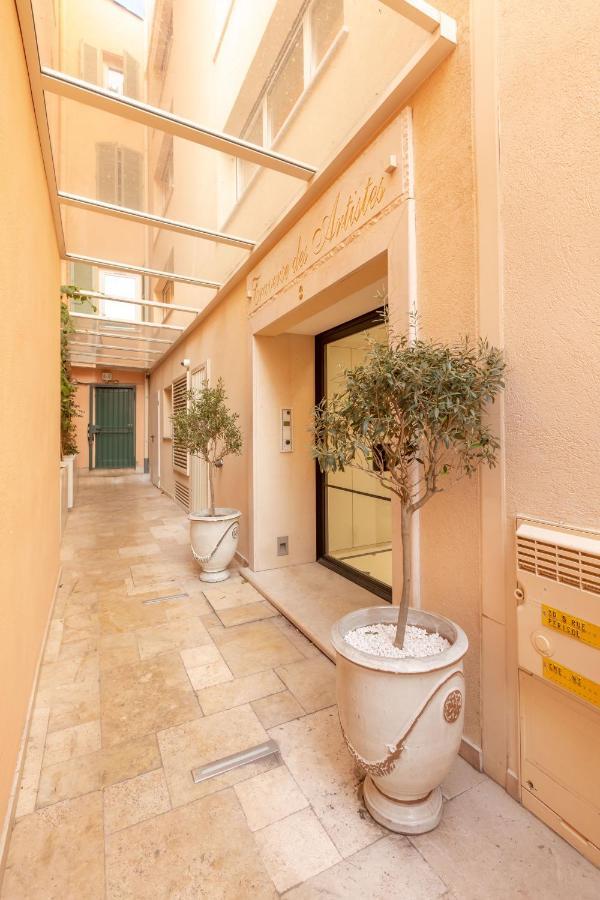 Traverse Des Artistes Hotel 3*