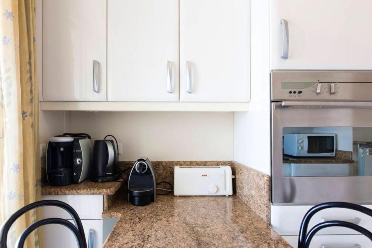Appartement Moderne A Cannes Avec Balcon Et Vue Sur La Ville 55 M² *