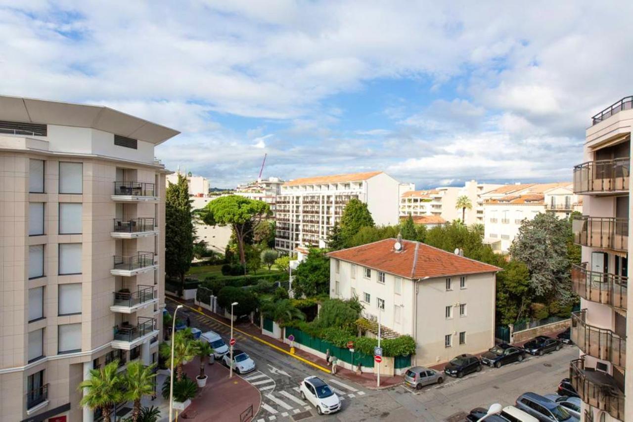 Appartement Moderne A Cannes Avec Balcon Et Vue Sur La Ville 55 M² Apartment