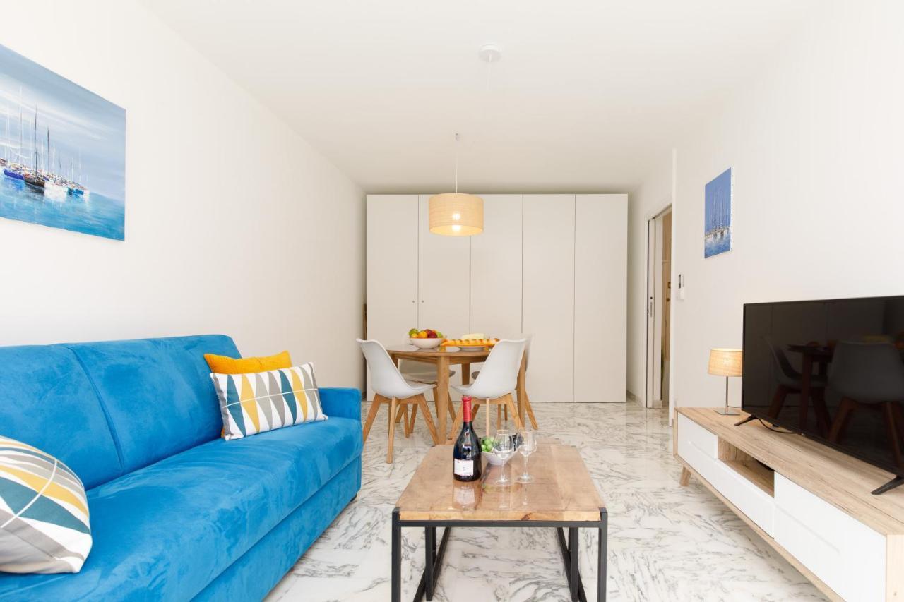 Blue Yourhosthelper Appartement *