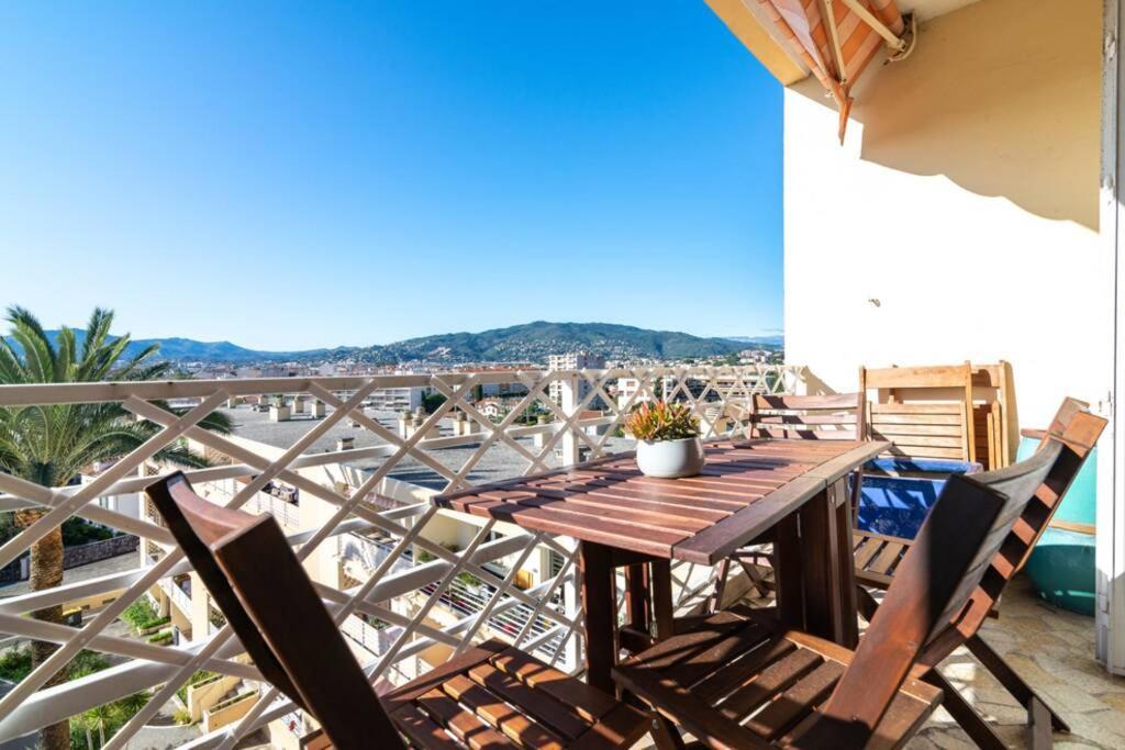C078-superb In - Sea View - 6 People * Cannes