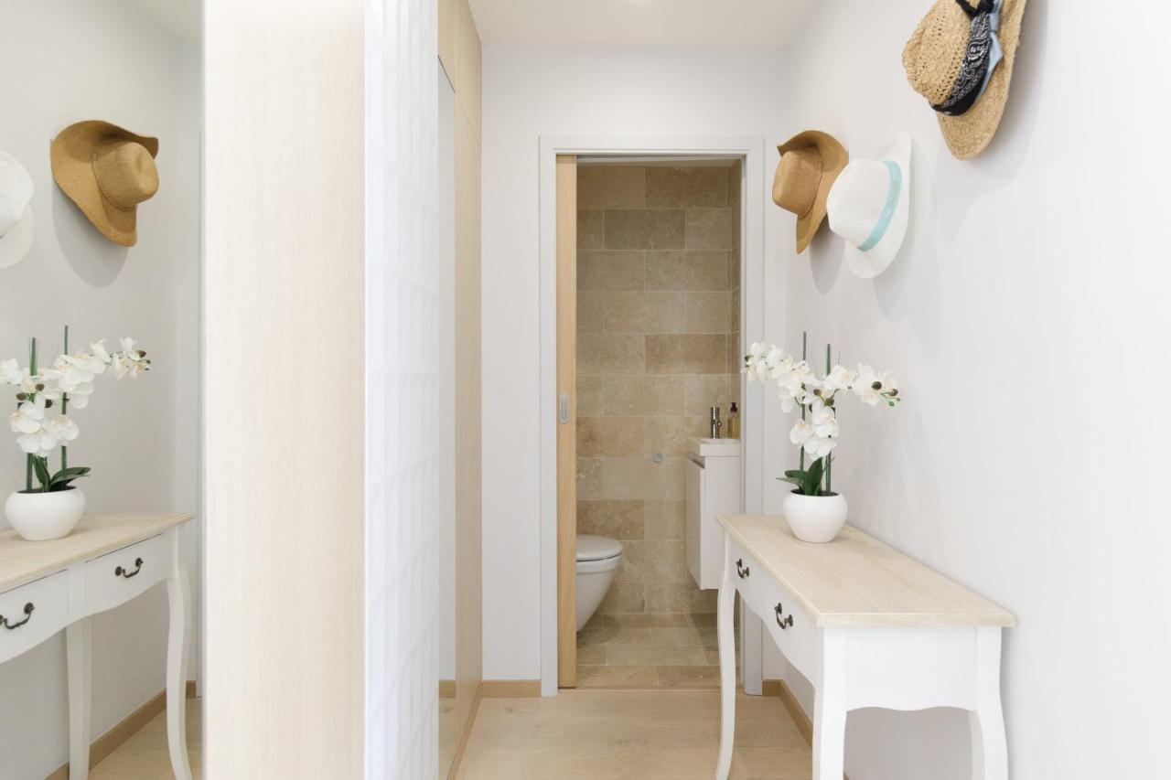 Carlton Area Xxl Luxe 1 Bed With Large Terrace Apartment Cannes